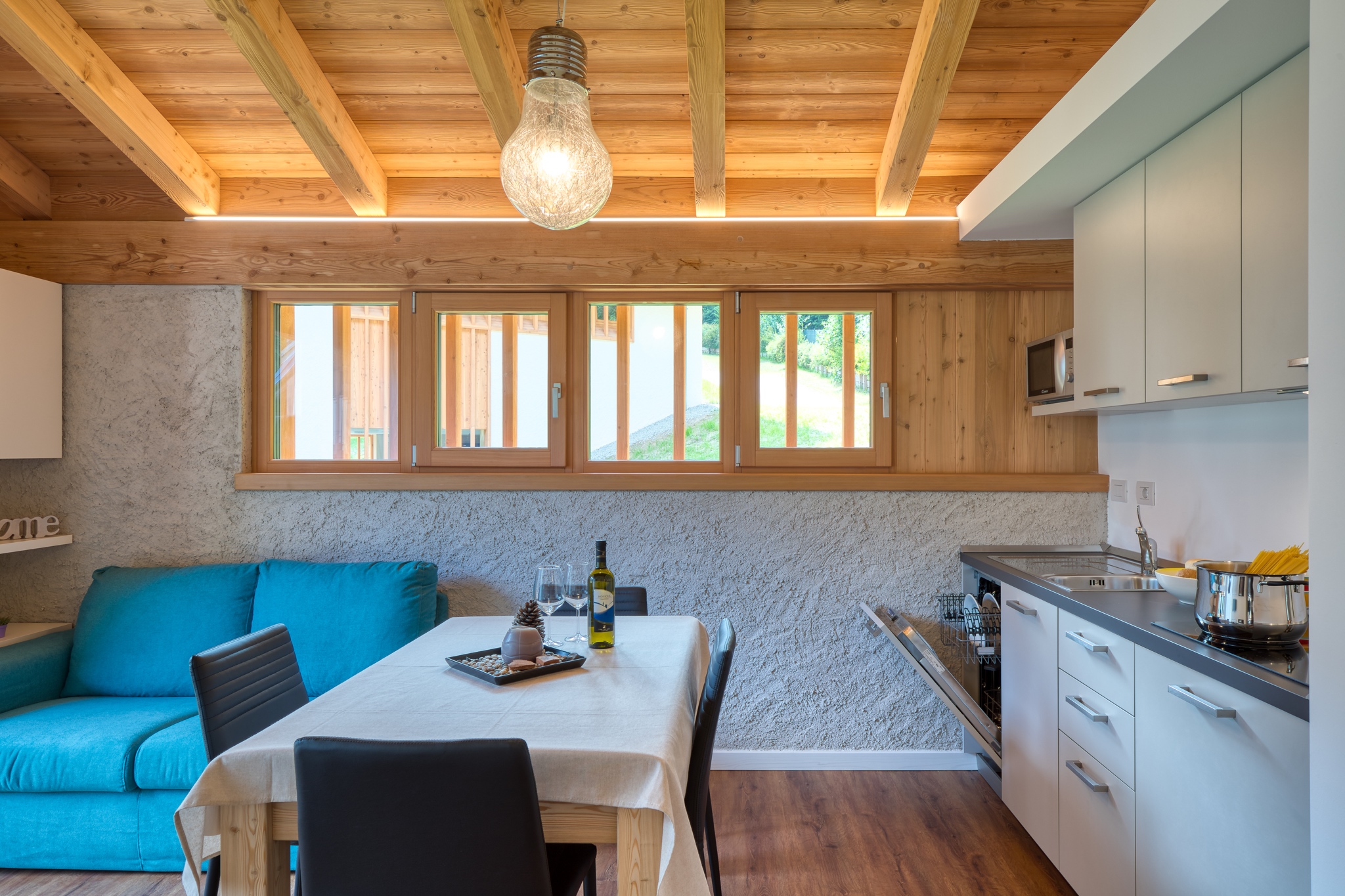 Bungalow Deluxe
